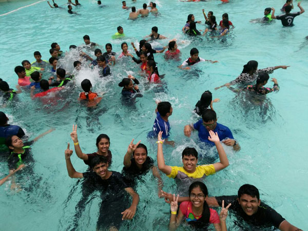 picnic to aqua imagica 1