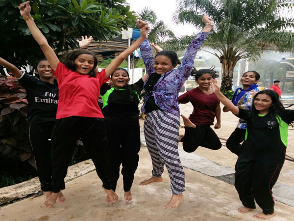 picnic to aqua imagica 10