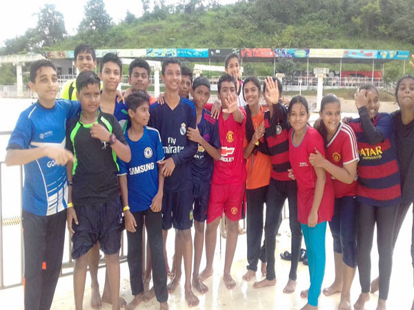 picnic to aqua imagica 14