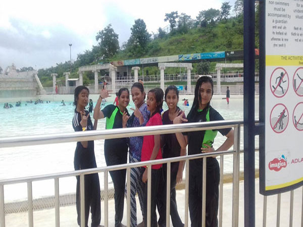 picnic to aqua imagica 15