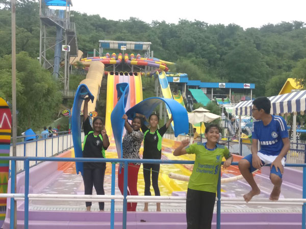 picnic to aqua imagica 6