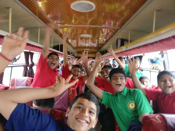 picnic to aqua imagica 9